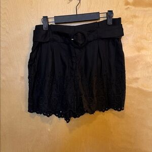 NWT Loft High-Waist Black Eyelet Belted Shorts Size 6 Petite